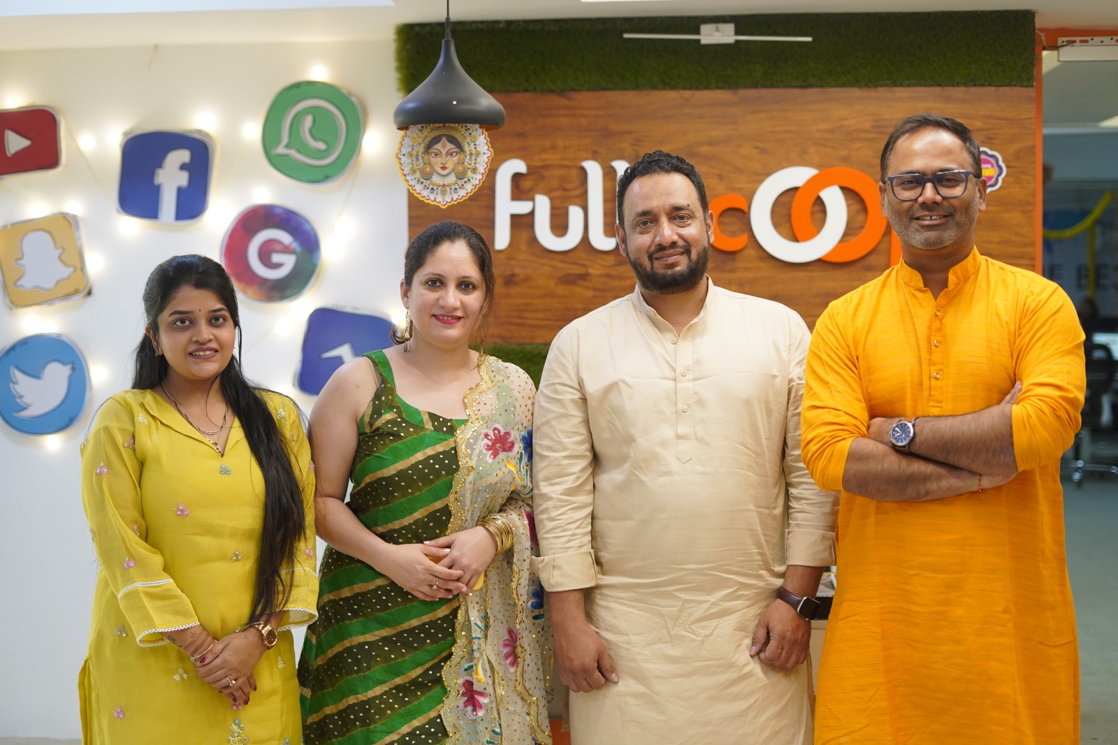 Fullscoop team
